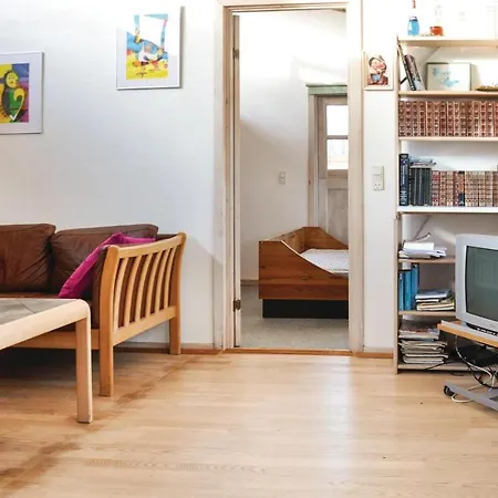 Three-bedroom Holiday In בית נופש *
